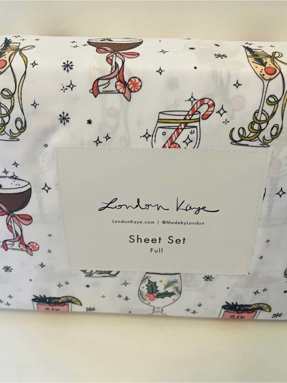 London Kaye Full Size White Sheet Set Deck the Cocktails Candy Cane Peppermint - Picture 4 of 12